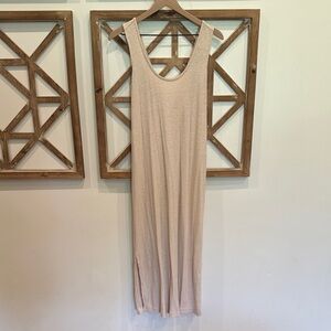 Old Navy cream / tan lounge wear dress size m